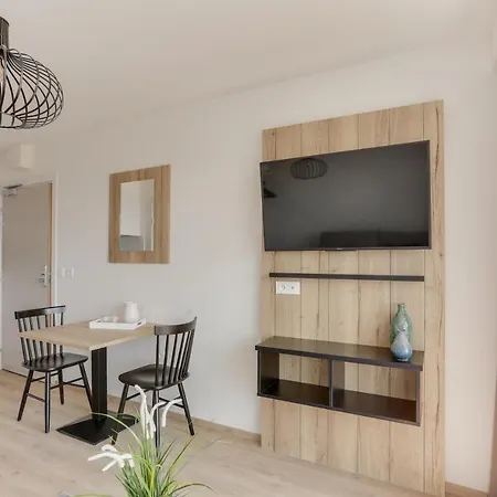 Evancy La Marina Hotel apartamentowy Boulogne-sur-Mer