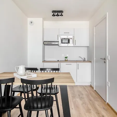 Evancy La Marina Hotel apartamentowy 3*