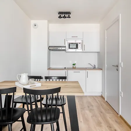 Hotel apartamentowy Evancy La Marina 3*