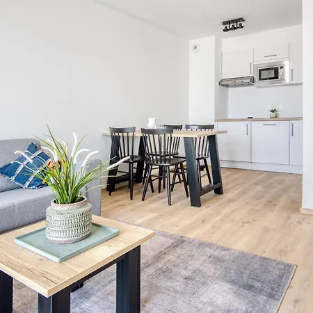Appart hôtel Evancy La Marina 3*