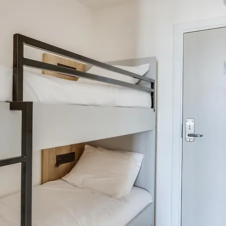 Appart hôtel Evancy La Marina 3*