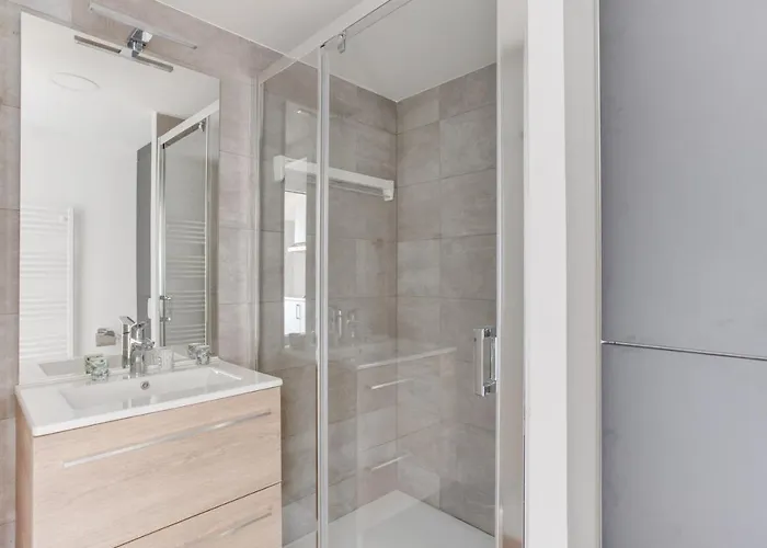 Evancy La Marina Aparthotel 3*