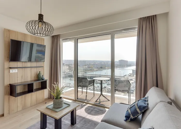 Evancy La Marina Appart hôtel 3*